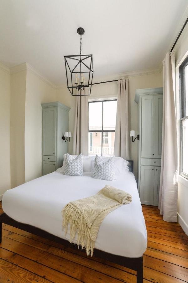 Guesthouse Charleston East 46 H Kültér fotó